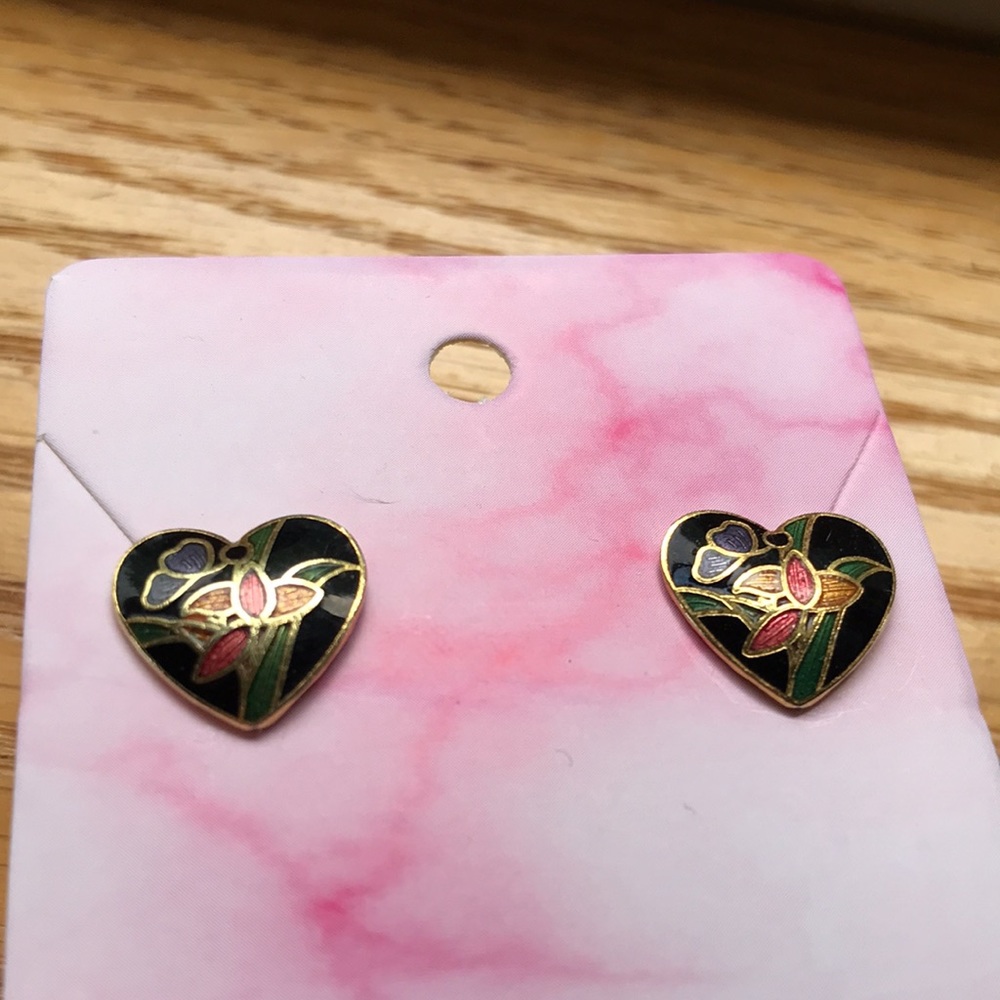 Cloisonné Heart Shaped Earrings 🦋 black with butterfly and flower designs